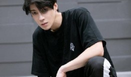 娱乐圈吃瓜男博主小说,瓜田里的秘密风云录